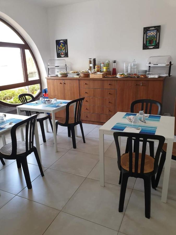 Chalet Del Mare Bed and Breakfast Porto Cesareo Exteriör bild